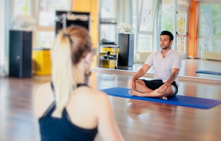 meditation-yoga reduce el estres-somospadres.info-Foto Pixabay